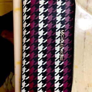 Michael Kors wallet